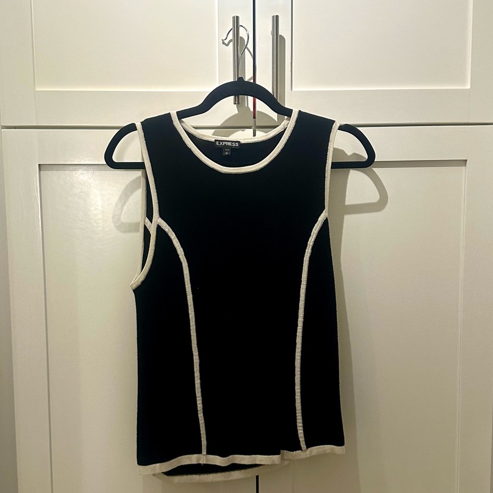 Black and White Top